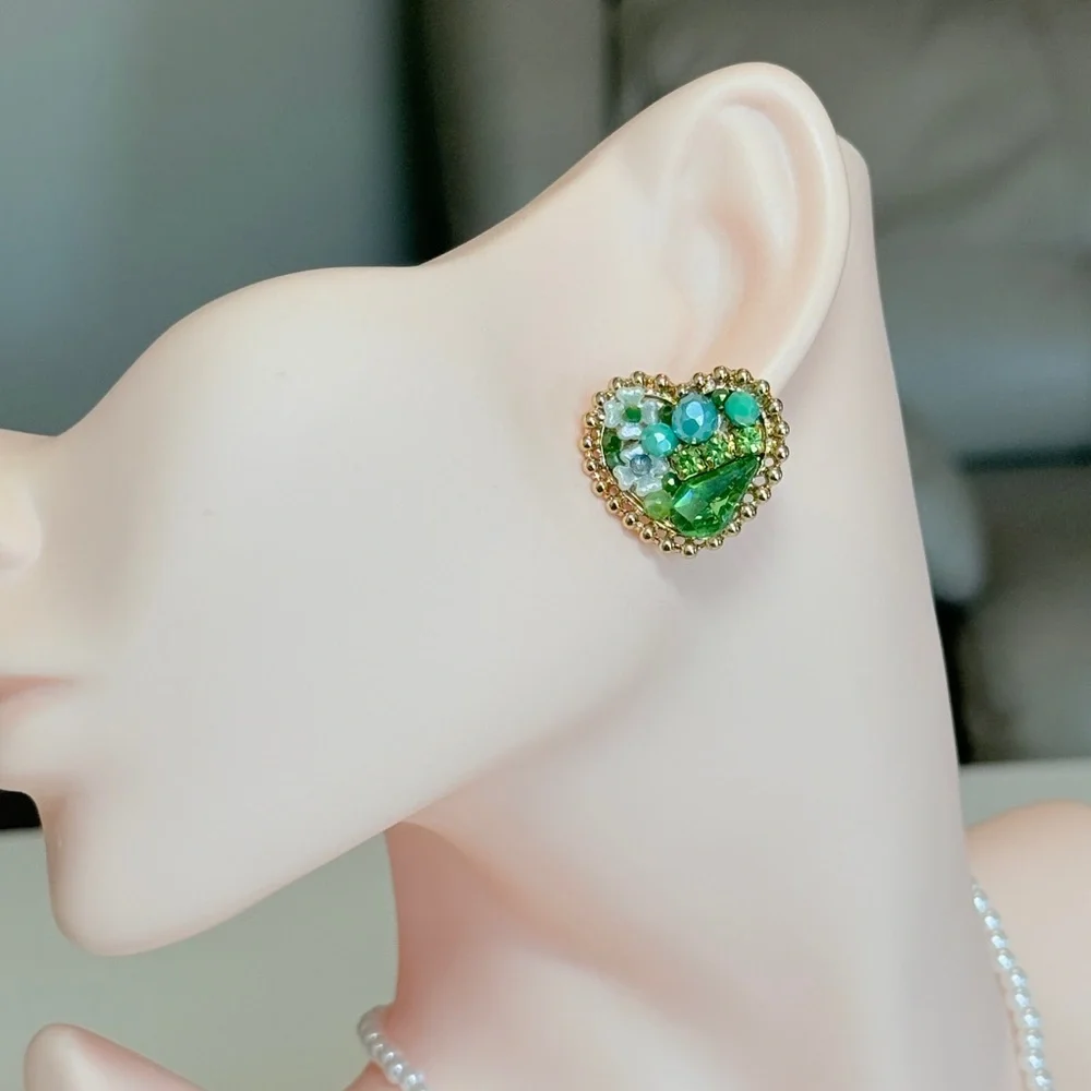Gold-Trim Green Heart Cluster Stud Earrings